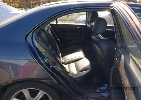 2004 Acura Tsx z USA, uszkodzony, nr VIN JH4CL96804C029698